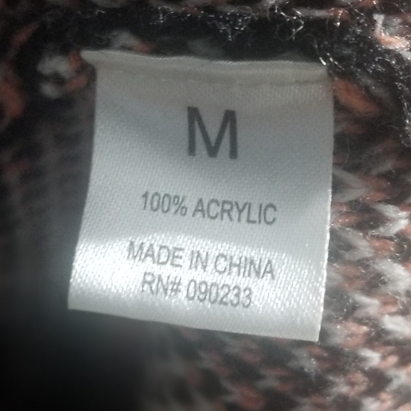 Roxy Oversized Fuzzy Sweater - Picture 4 of 4